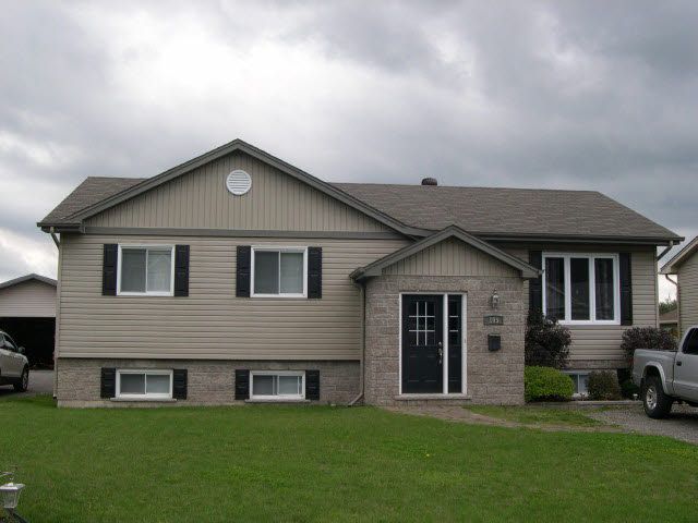 I have sold a property at 105 SIMON Avenue in SAULT STE MARIE
